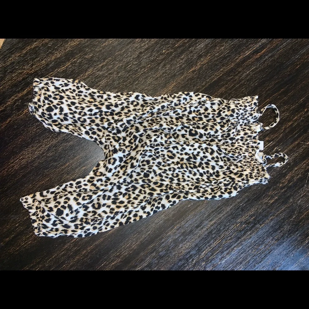 Cheetah romper - Picture 1 of 1